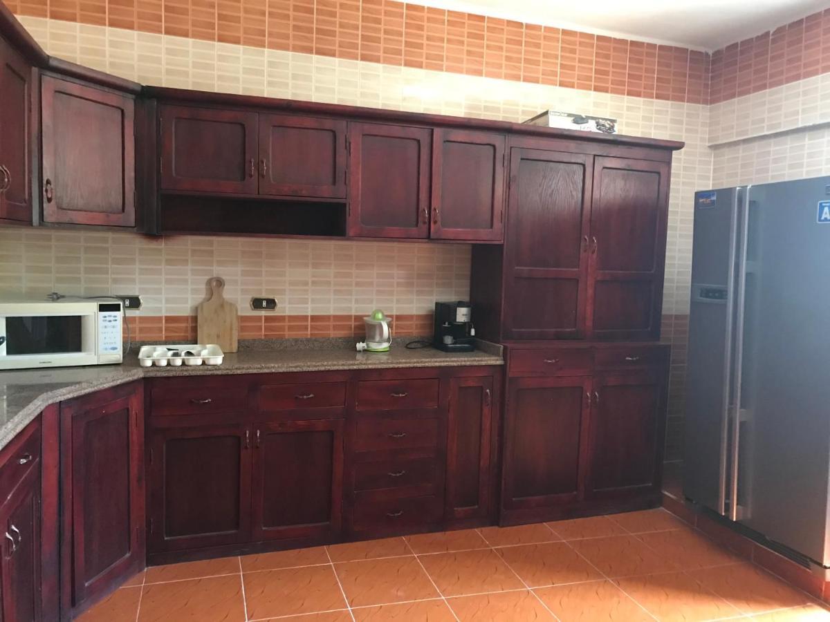 4 Bedroom Superior Family With Private Pool, 5 Min From Abu Talat Villa *