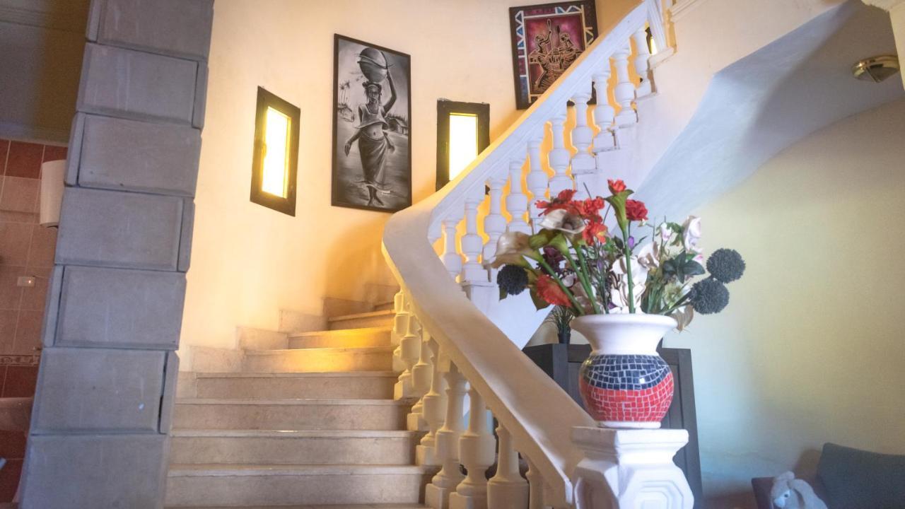 4 Bedroom Superior Family With Private Pool, 5 Min From Abu Talat
